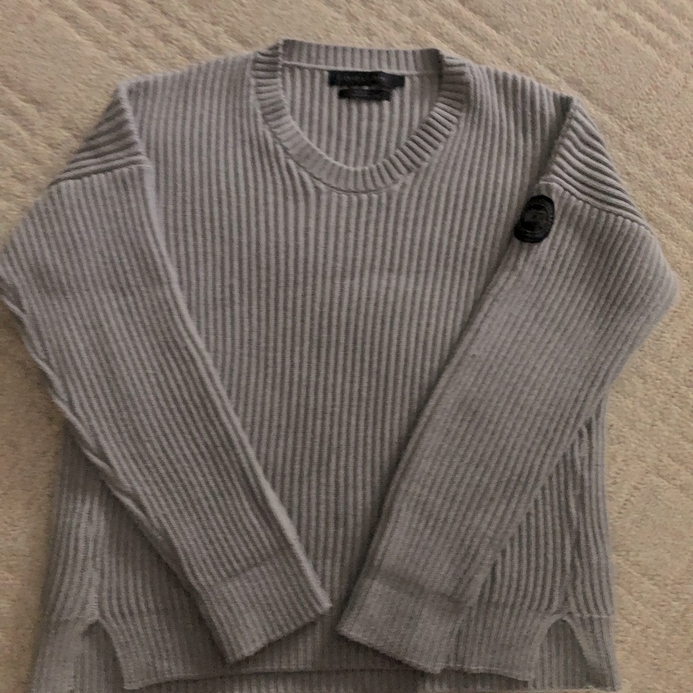 Canada Goose Sweater